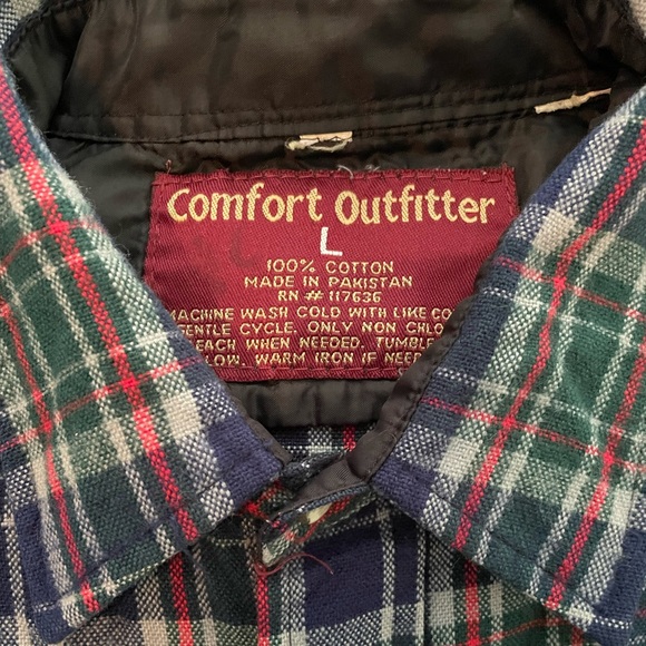 Comfort Outfitter Women’s Long Sleeve Button down shirt - Picture 2 of 3